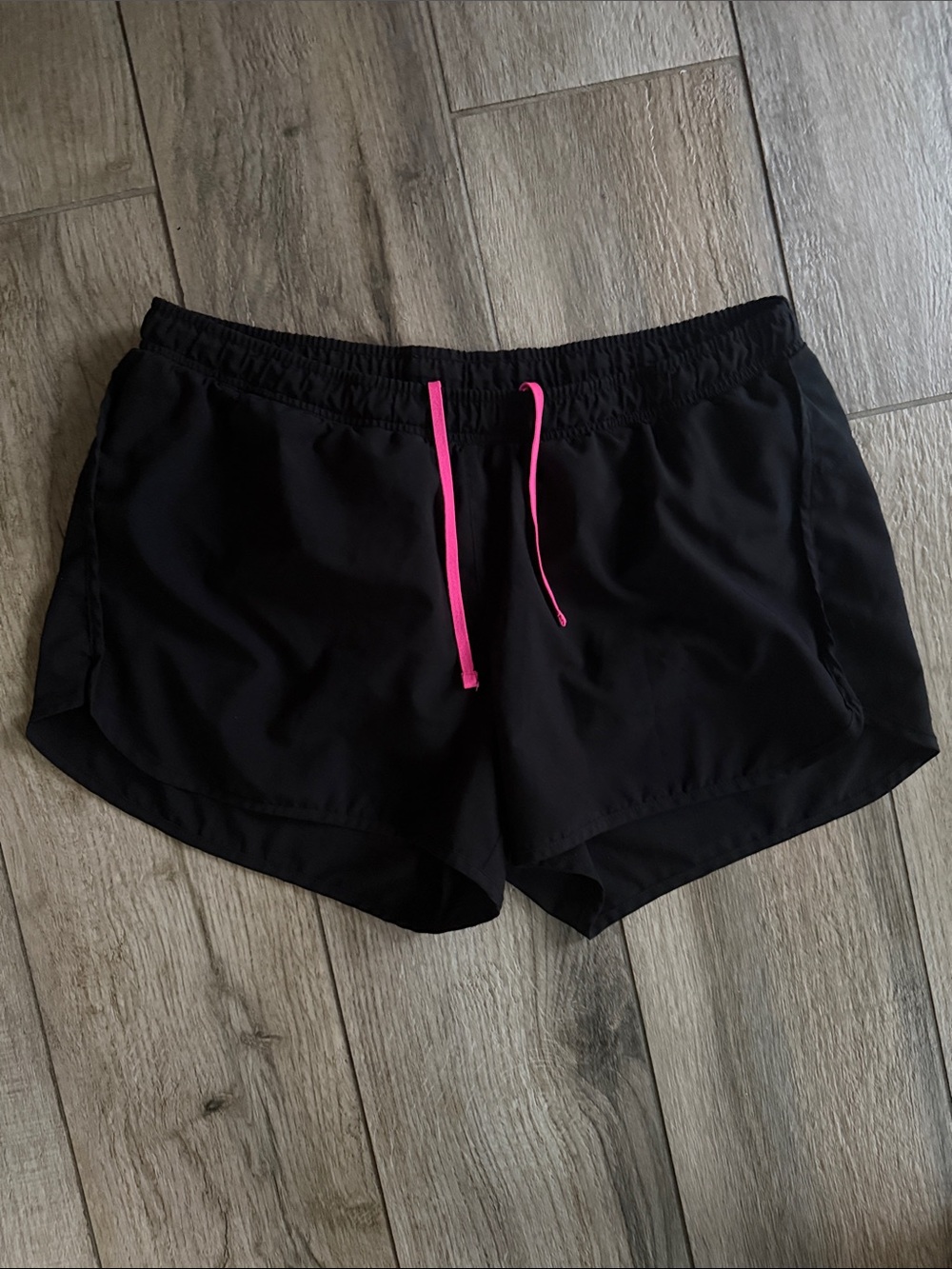 Old Navy Black Athletic Shorts with Pink Drawstring size Large